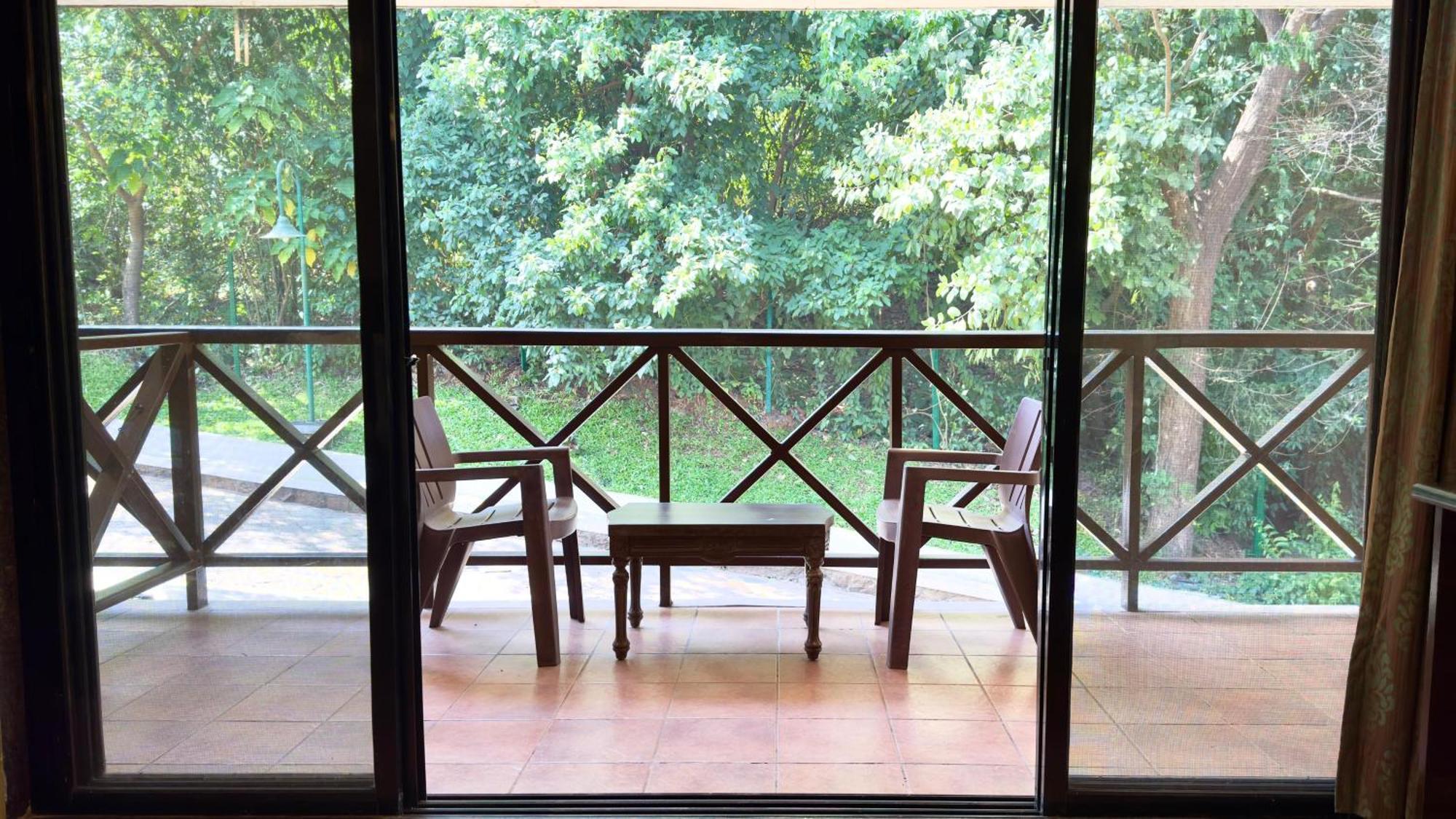 Upper Deck Resort - Stay And Relax At The Highest Peak โลนาวาลา ภายนอก รูปภาพ