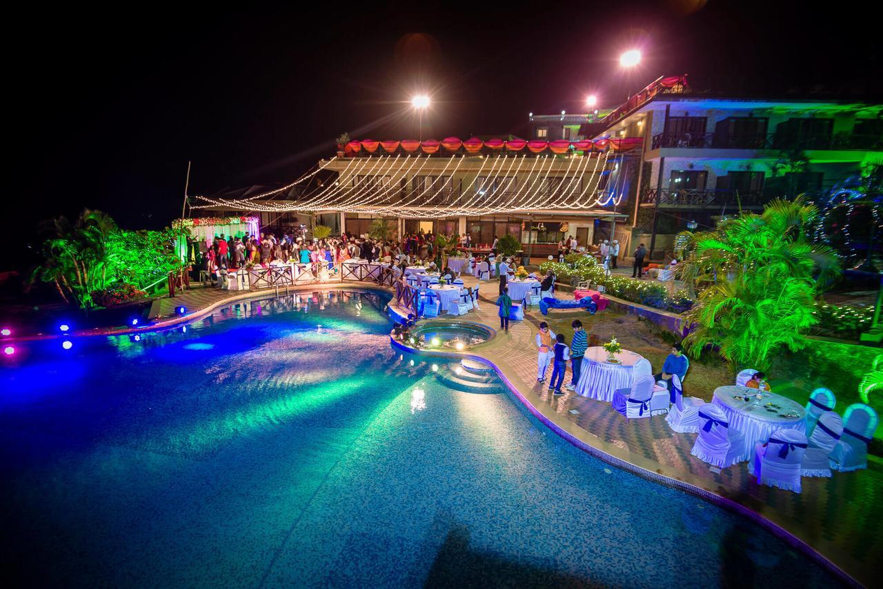 Upper Deck Resort - Stay And Relax At The Highest Peak โลนาวาลา ภายนอก รูปภาพ