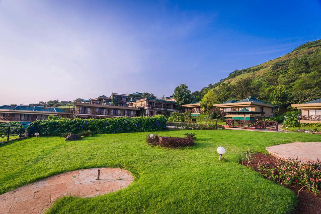 Upper Deck Resort - Stay And Relax At The Highest Peak โลนาวาลา ภายนอก รูปภาพ